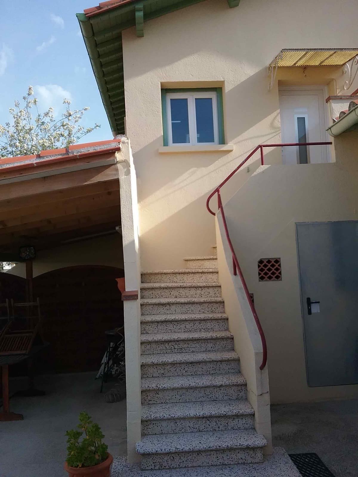 Hall d'entrée location vacances Bossuet